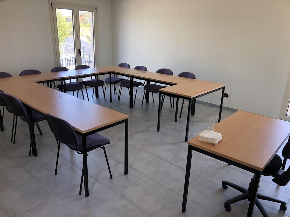 Premiere Classe Sete - Balaruc Екстер'єр фото